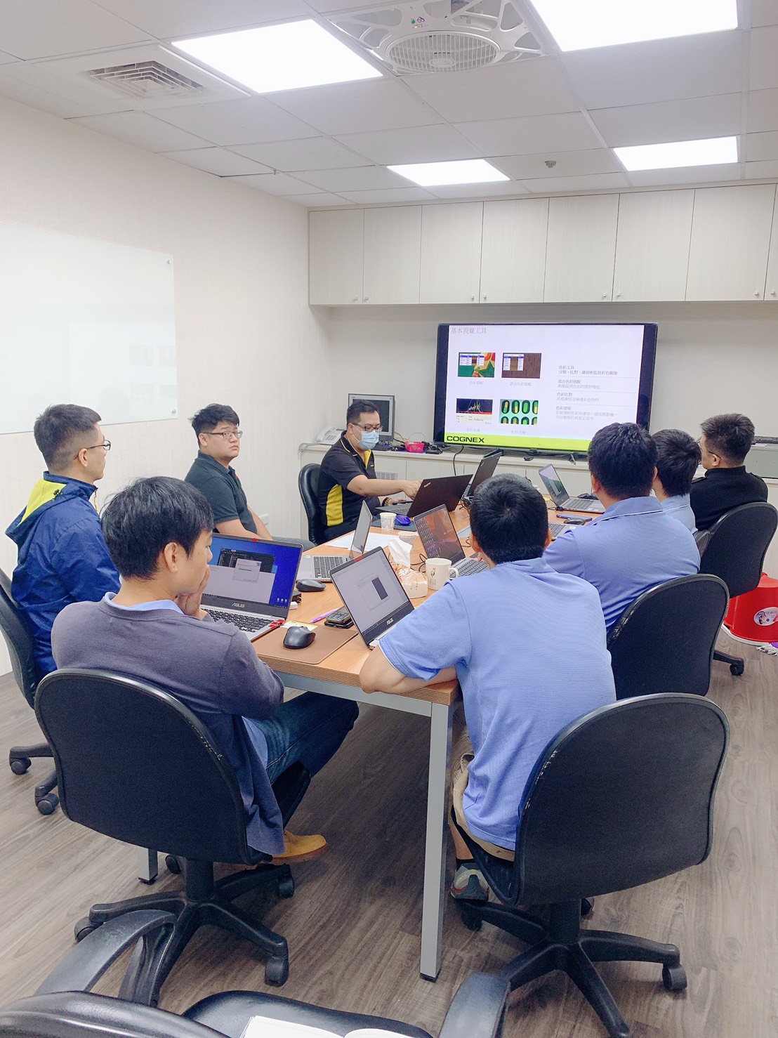 109年9月21日 cognex  機械視覺課程