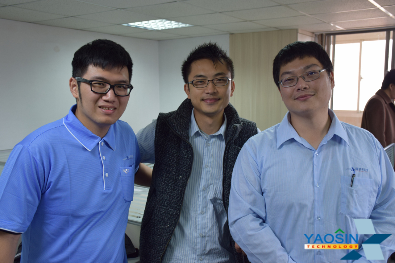 104年1月1日 曜鋅科技成立