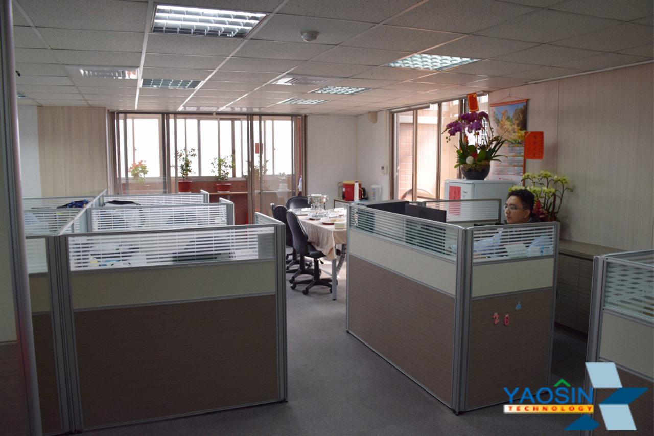 104年1月1日 曜鋅科技成立